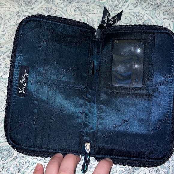 VERA Bradley small blue floral wallet - Picture 3 of 4